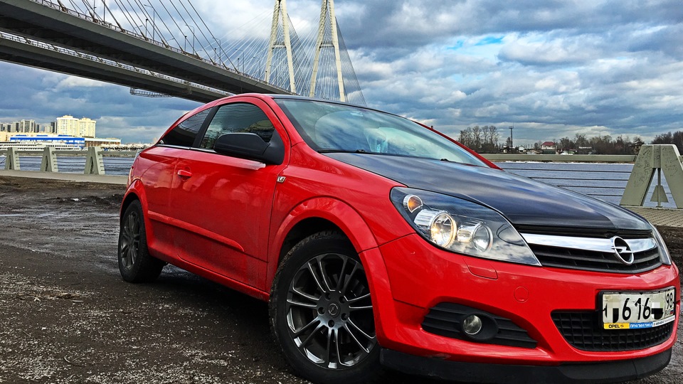 Замена трубки дроссельной заслонки — Opel Astra H GTC, 1,6 л, 2008 года ...