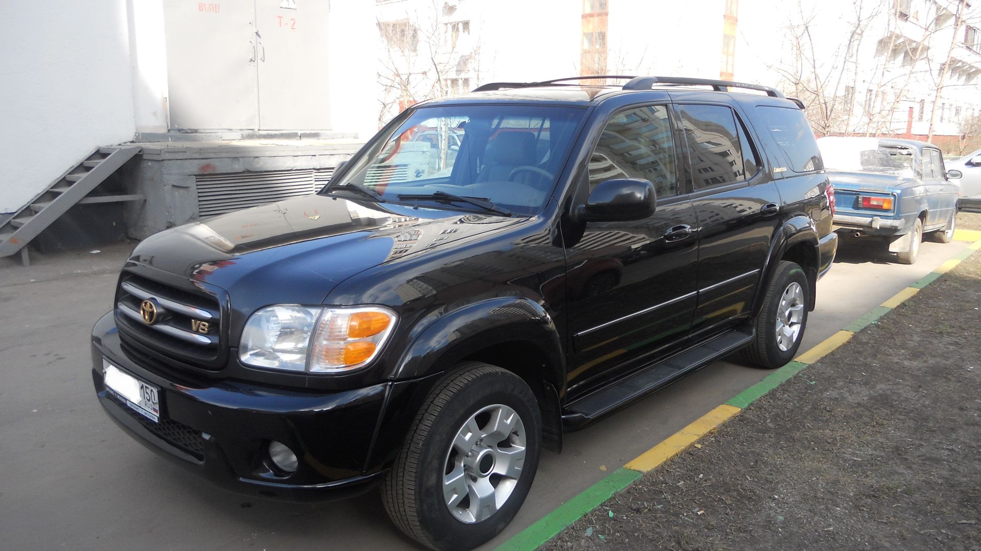 Sequoia Toyota Black 2002