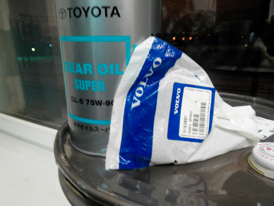 Масло в акпп — Volvo XC70 II, 2,4 л, 2001 года | запчасти | DRIVE2