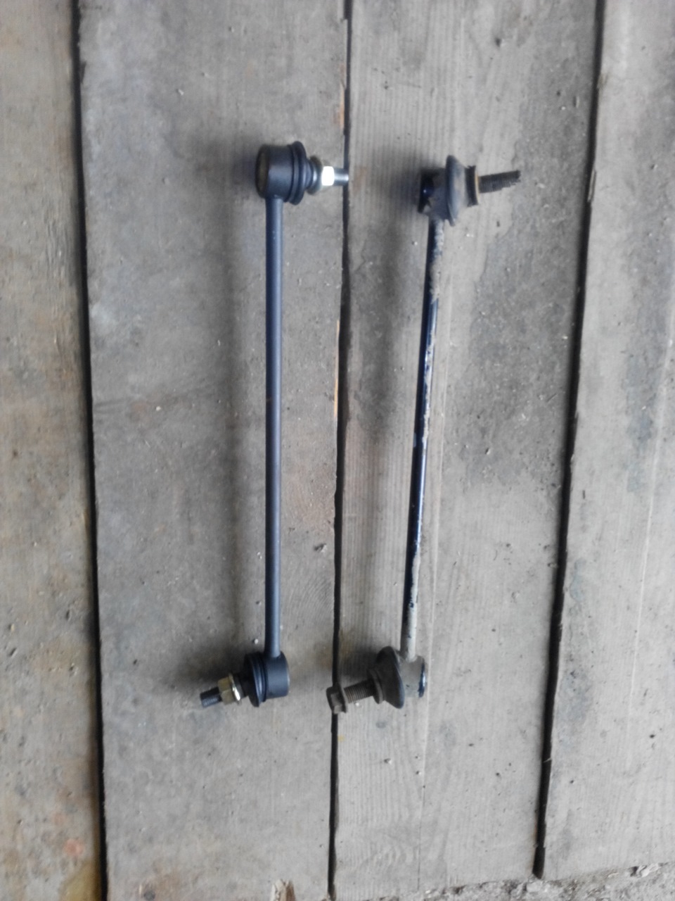 Стойки стабилизатора на мазда 5. Стойки стабилизатора на мазда 5. Стойка стабилизатора мазда премаси 2000. Мазда премаси стойка стабилизатора передняя. Стойка стабилизатора mazda cx-5.