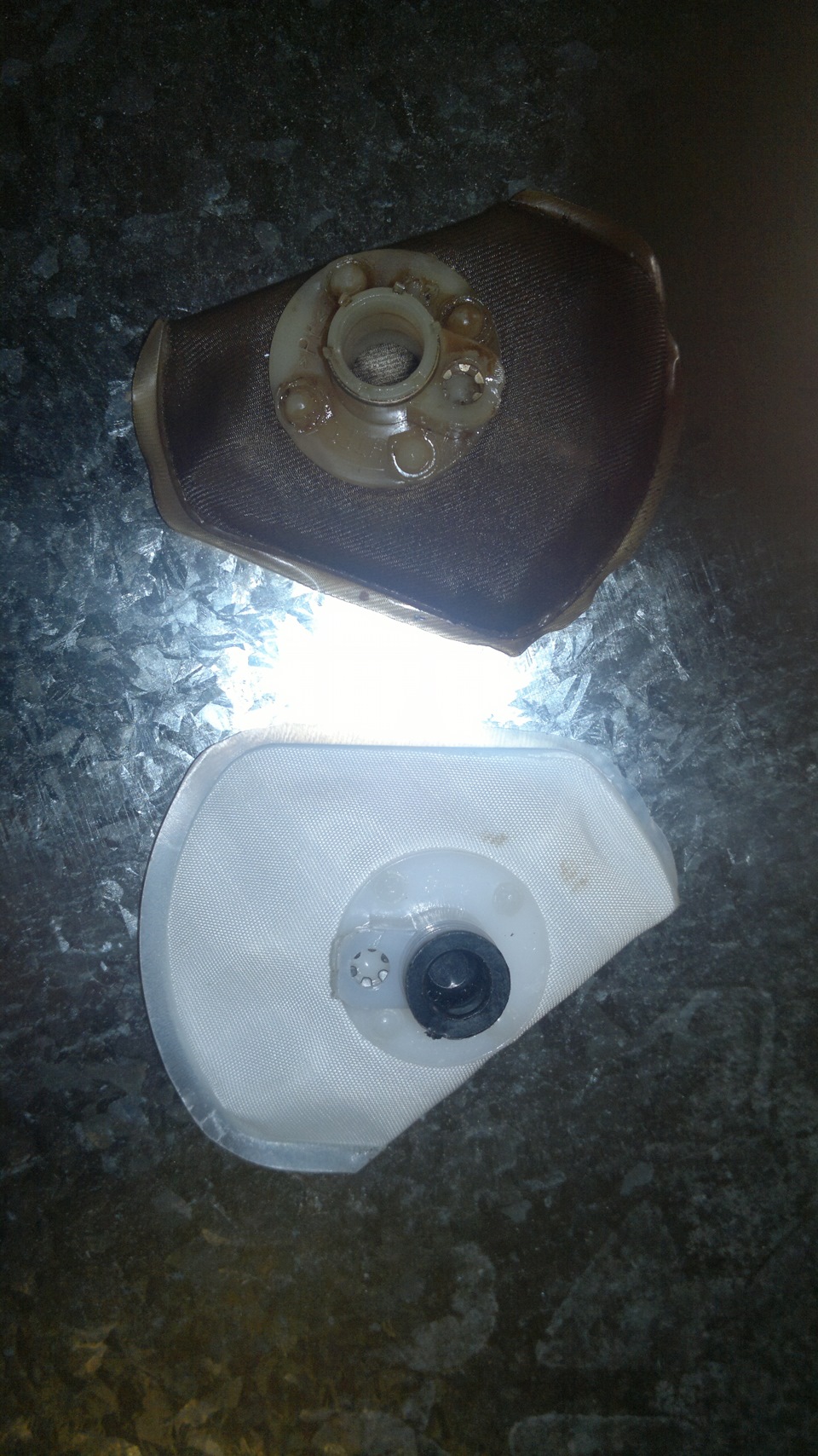 Замена фильтра топливного насоса и немного занижения) — LADA 2115, 1,6 ...