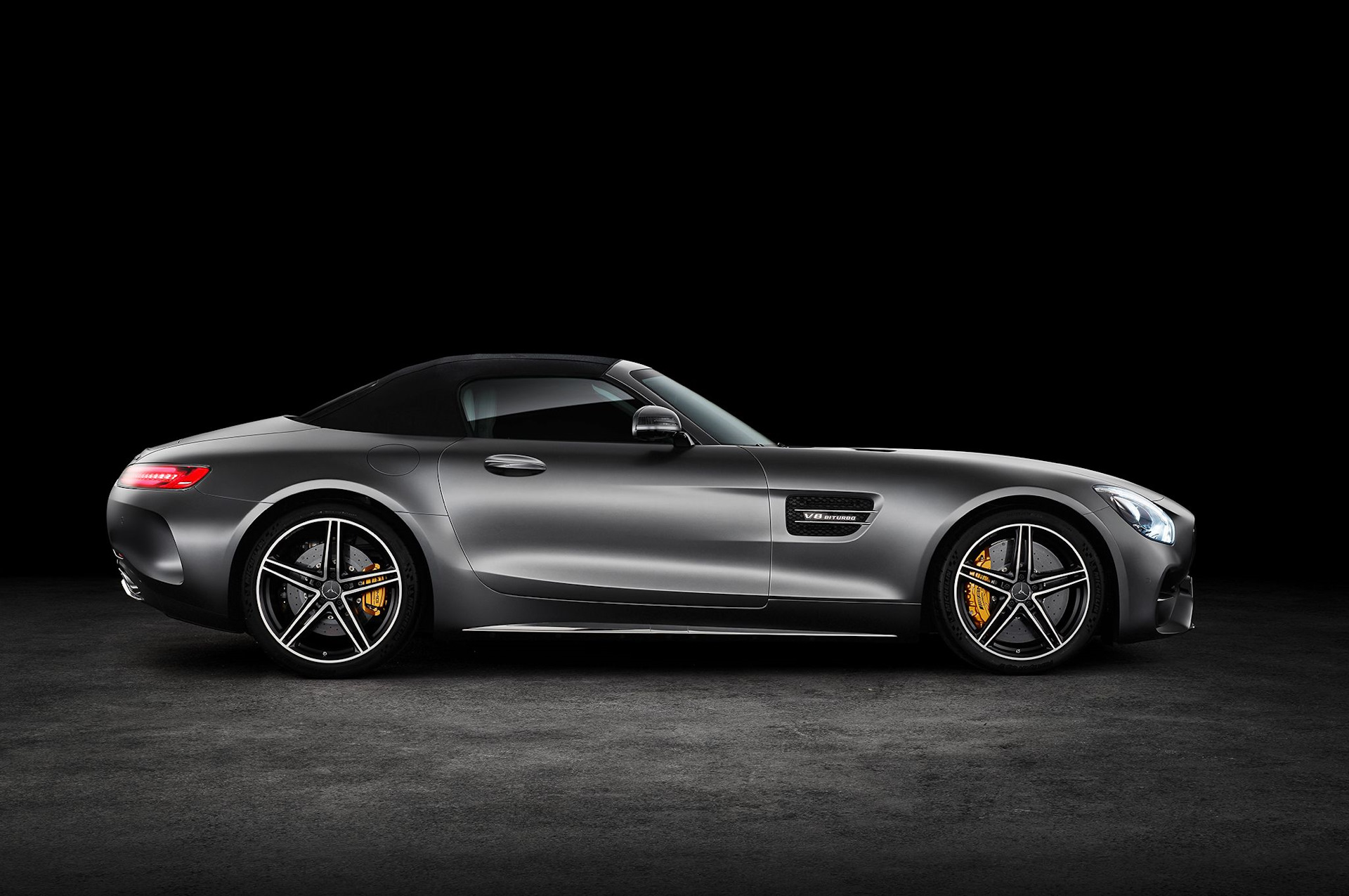 Mercedes Benz Sls Amg Roadster - amazing photo gallery, some information and spe