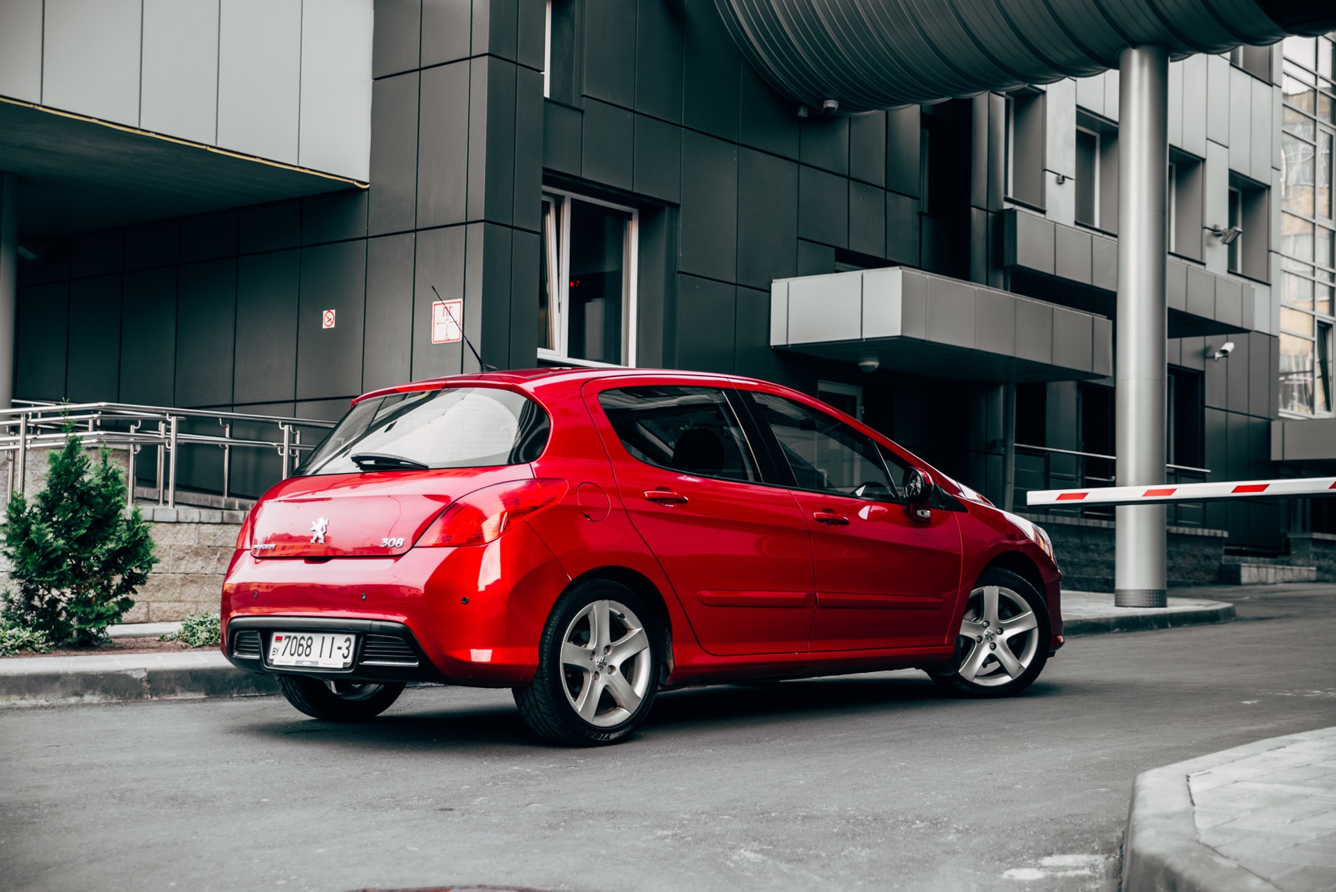 Пежо 308 снять. Peugeot 308 drive2. Peugeot 308 t7 2008 г. Пежо 308 рыжий. Пежо 308 китайская версия.