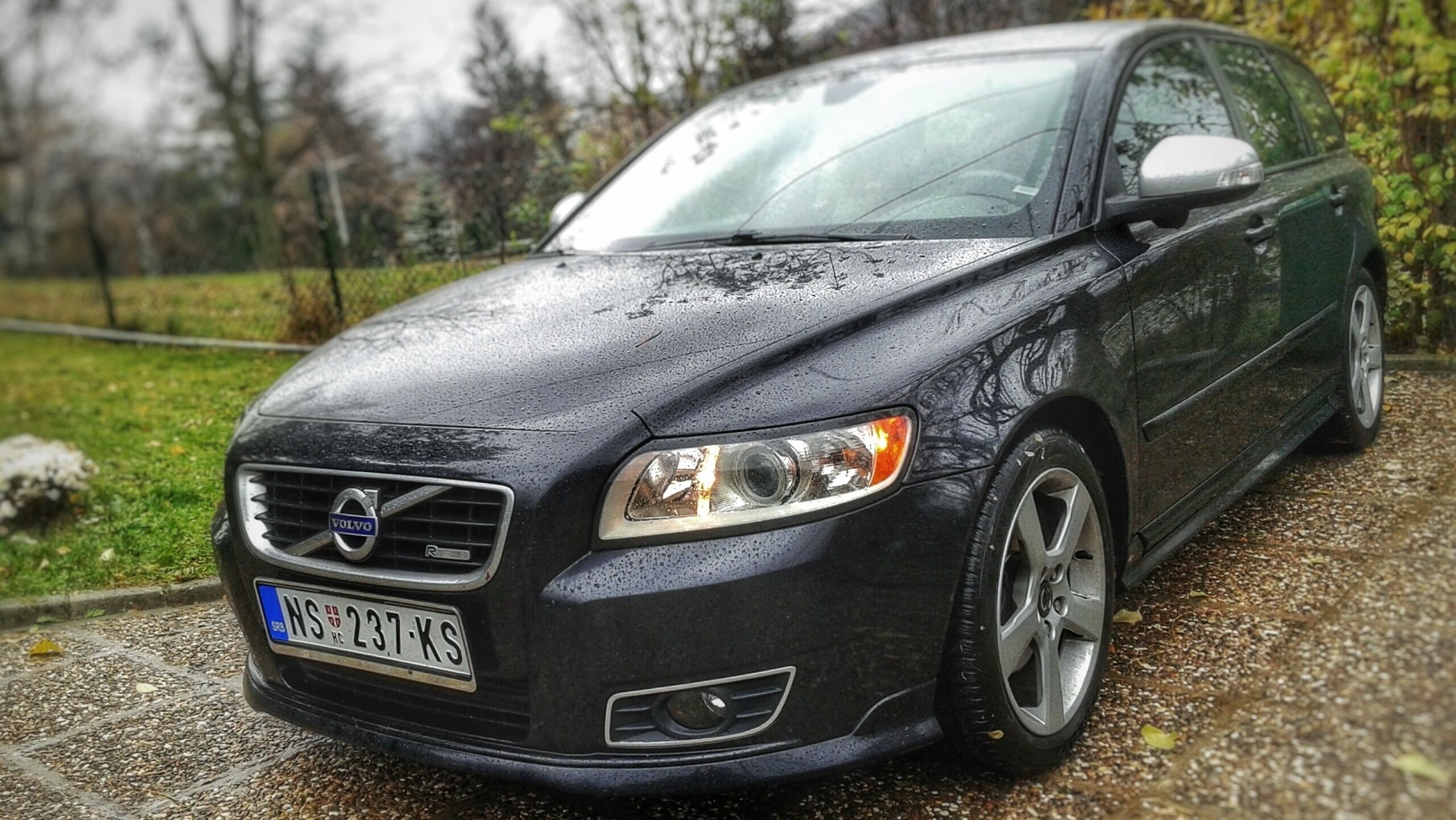 Volvo V50 1.6 дизельный 2010 | R-Design на DRIVE2