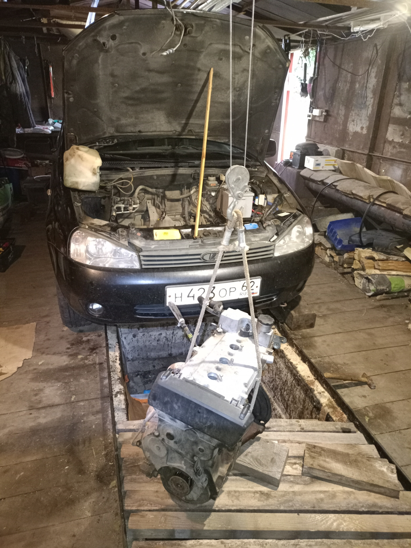 самый простой способ устранения скрипа педали сцепления или поломка ...