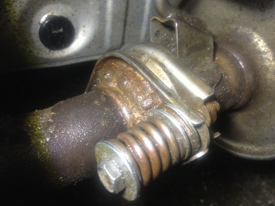 Оторвался глушитель. — Honda Civic 4D (9G), 1,8 л, 2012 года | своими ...