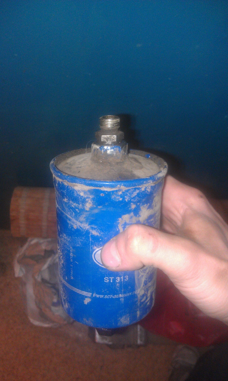 замена топлевного фильтра — Mercedes-Benz E-class (W124), 2,3 л, 1987 ...