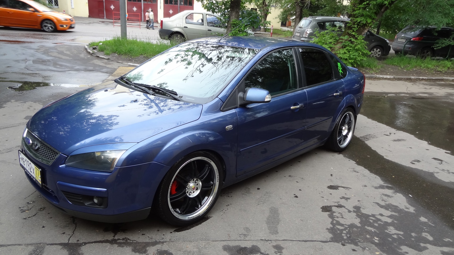 Ford Focus 2 синий