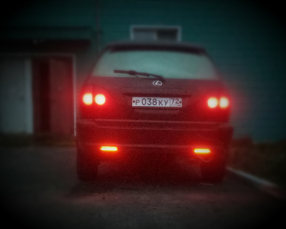 Дополнительные задние габариты — Lexus RX (1G), 3 л, 1998 года ...