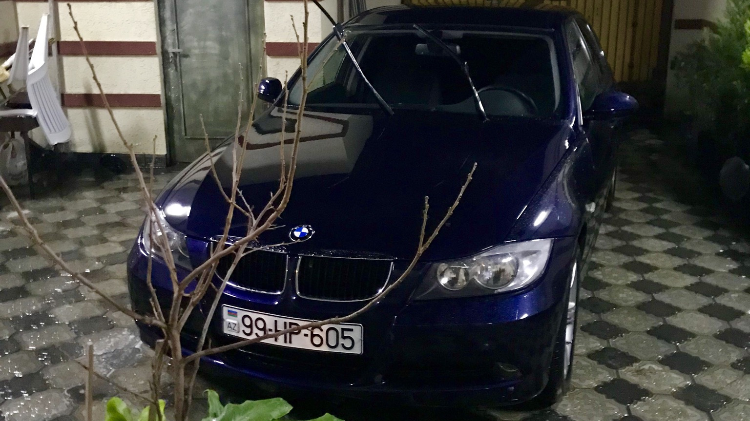 BMW 3 series (E90) 2.0 дизельный 2008 | «мИллИонер» синий на DRIVE2