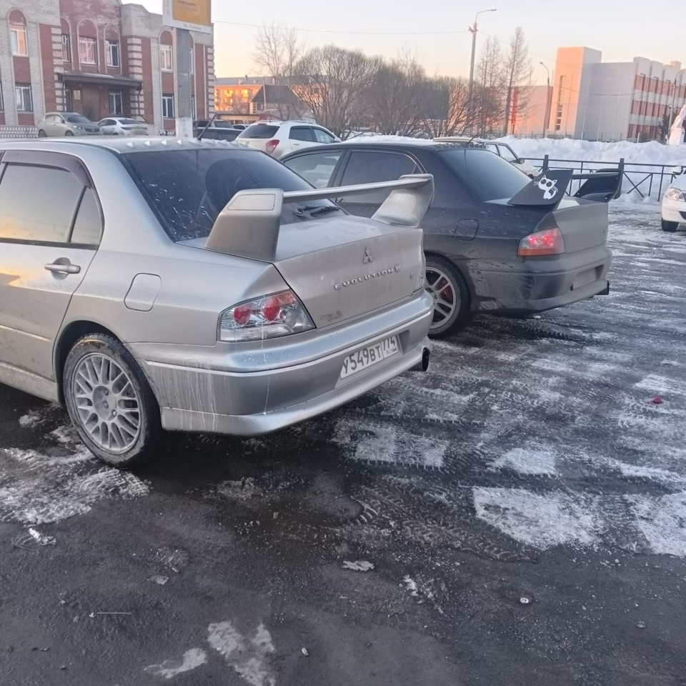 Машина на ходу. От части ура! Мысли на будущее. — Mitsubishi Lancer  Evolution VII, 2 л, 2002 года | покатушки | DRIVE2