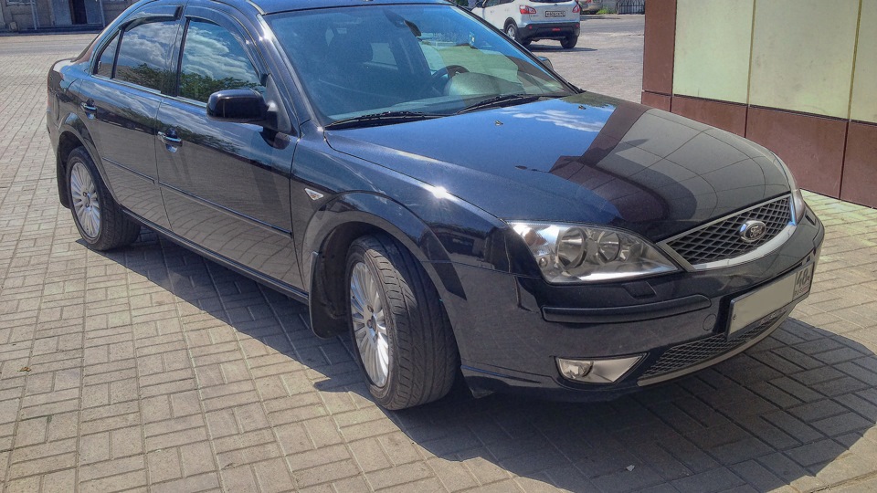 Ford Mondeo 2.0 Black panther