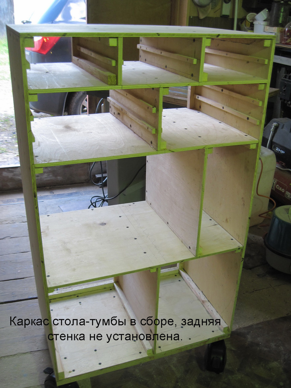 Передвижная тумба для инструмента своими руками