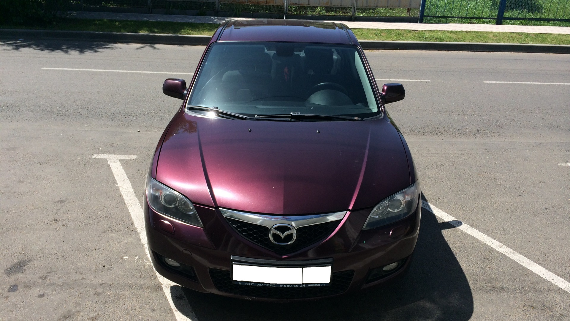 Mazda 3 (1G) BK 1.6 бензиновый 2007 | темная вишня на DRIVE2