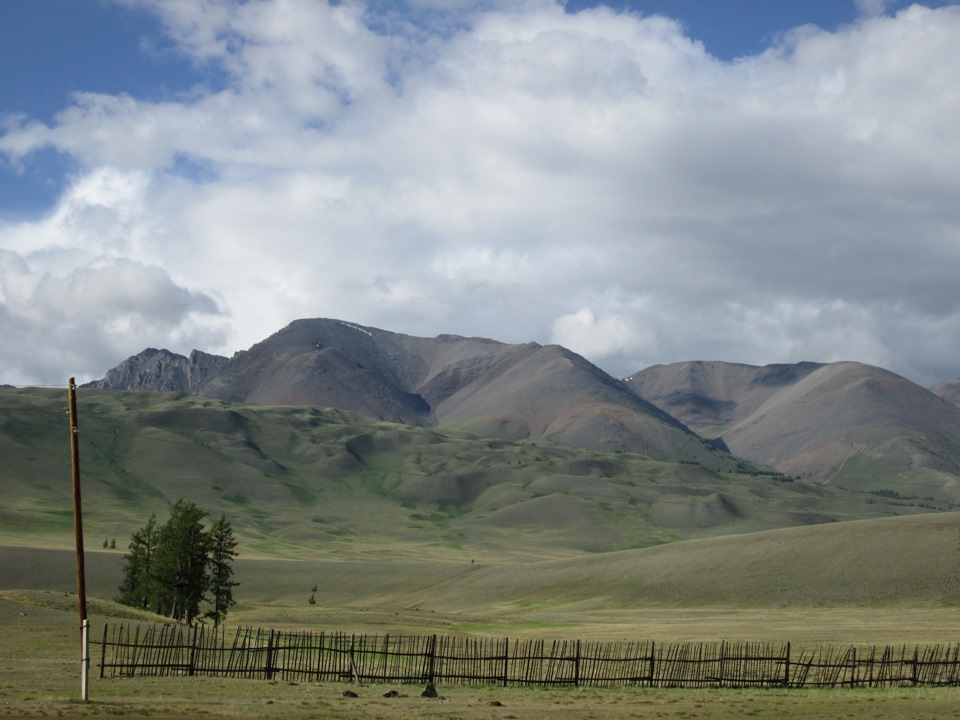 Эрратические глыбы Кош Агач