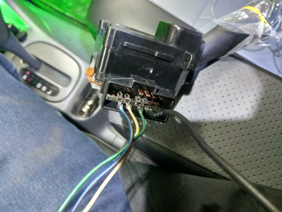 Как разобрать подрулевой переключатель hyundai