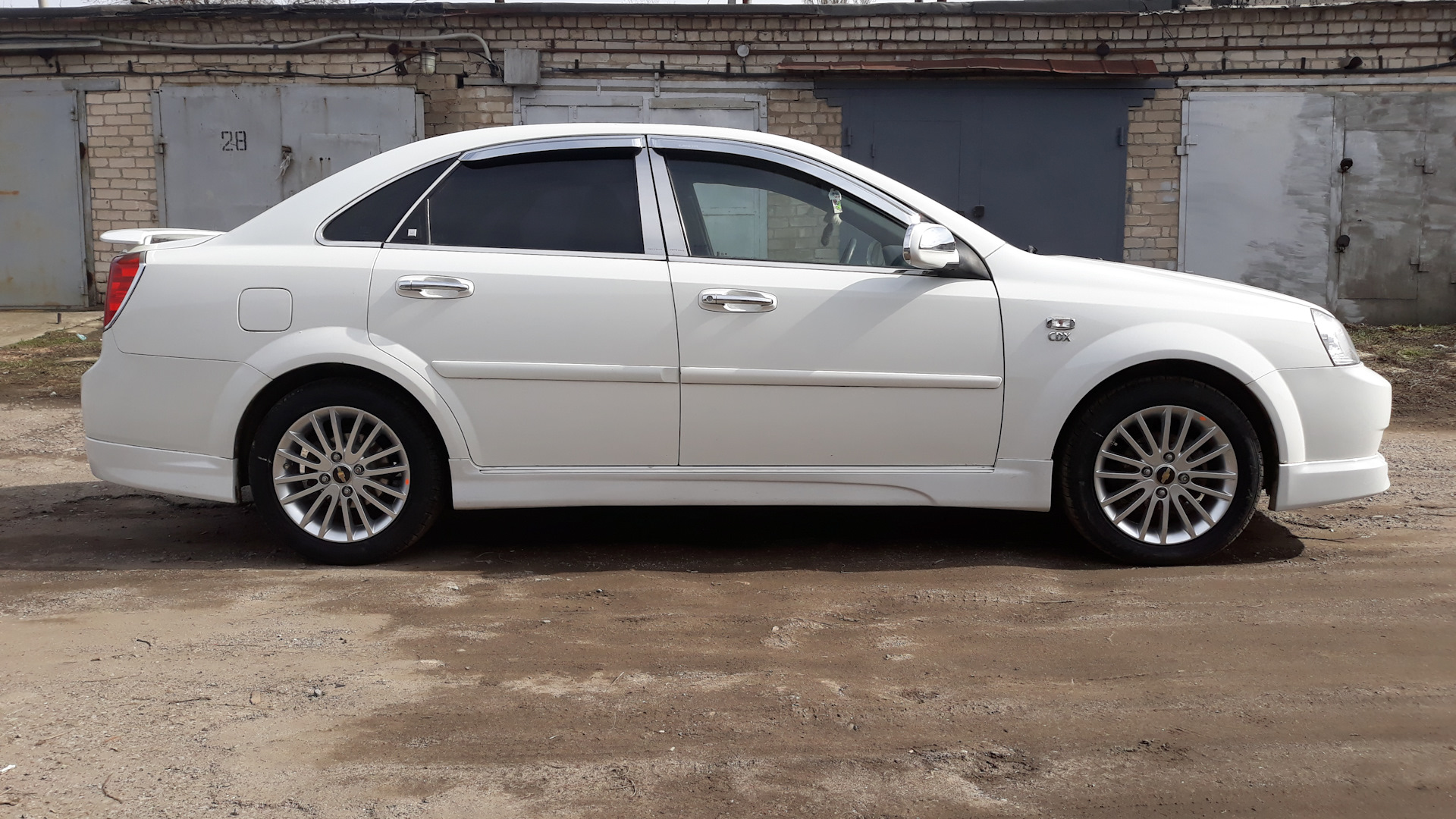 Chevrolet Lacetti Sedan 1.6 бензиновый 2009 | ✧OPTRA LS✧DIAMOND✧16 на DRIVE2