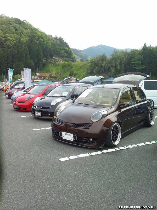 nissan march stance