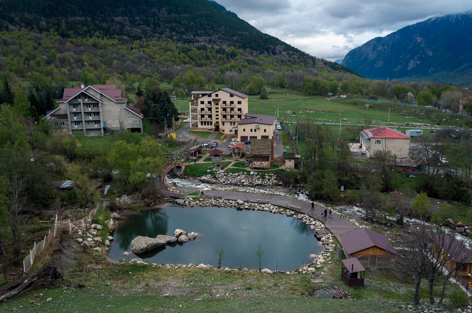 Домбай курортный поселок фото достопримечательности