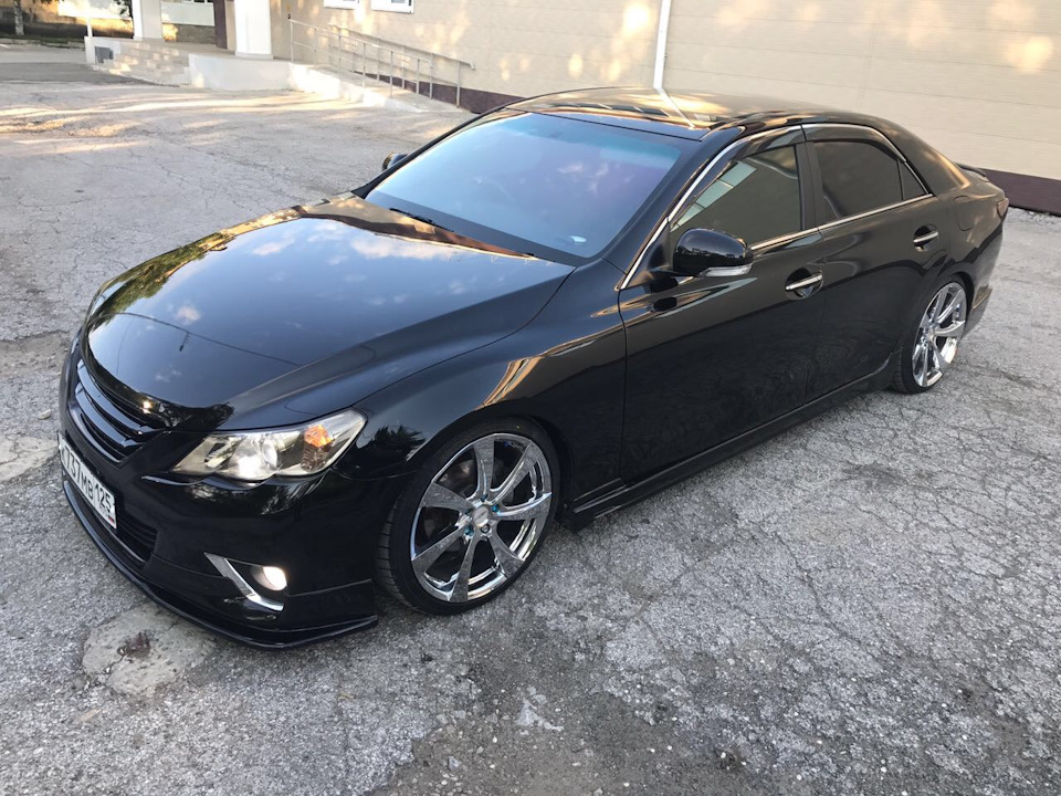 Toyota mark x фото