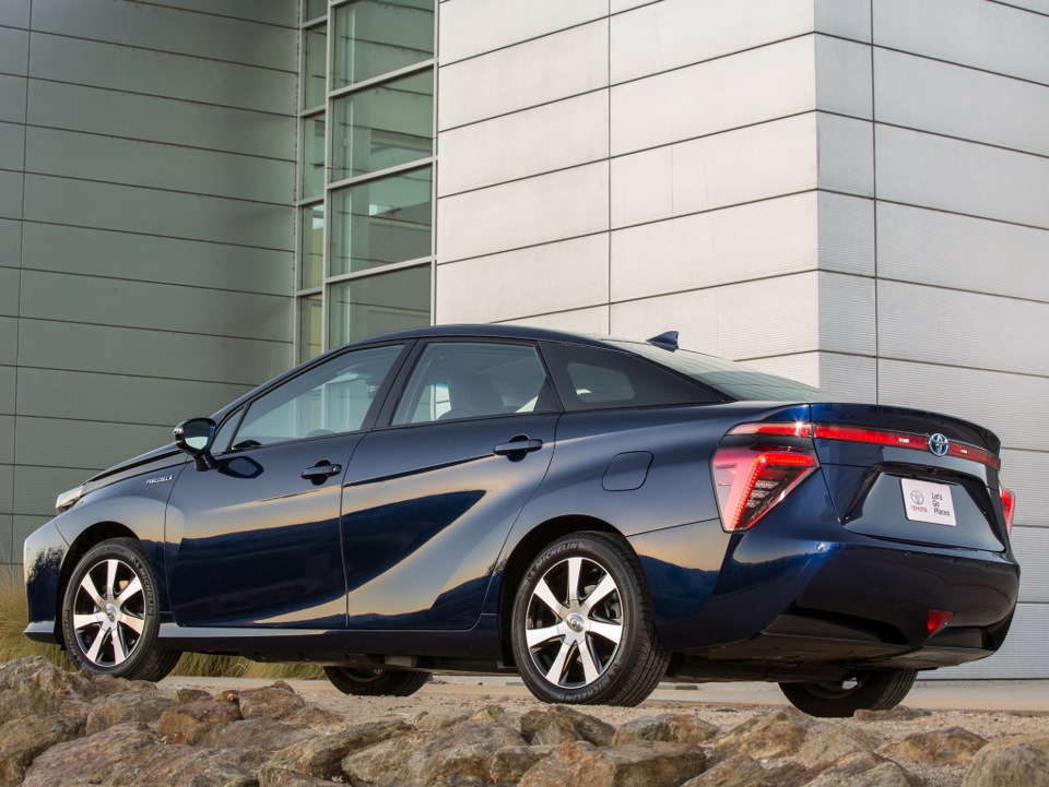 водородомобиль honda и toyota водородомобиль honda и toyota