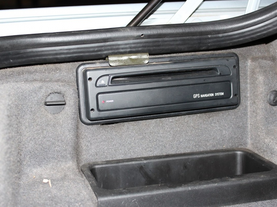 Фото в бортжурнале BMW 7 series (E38)