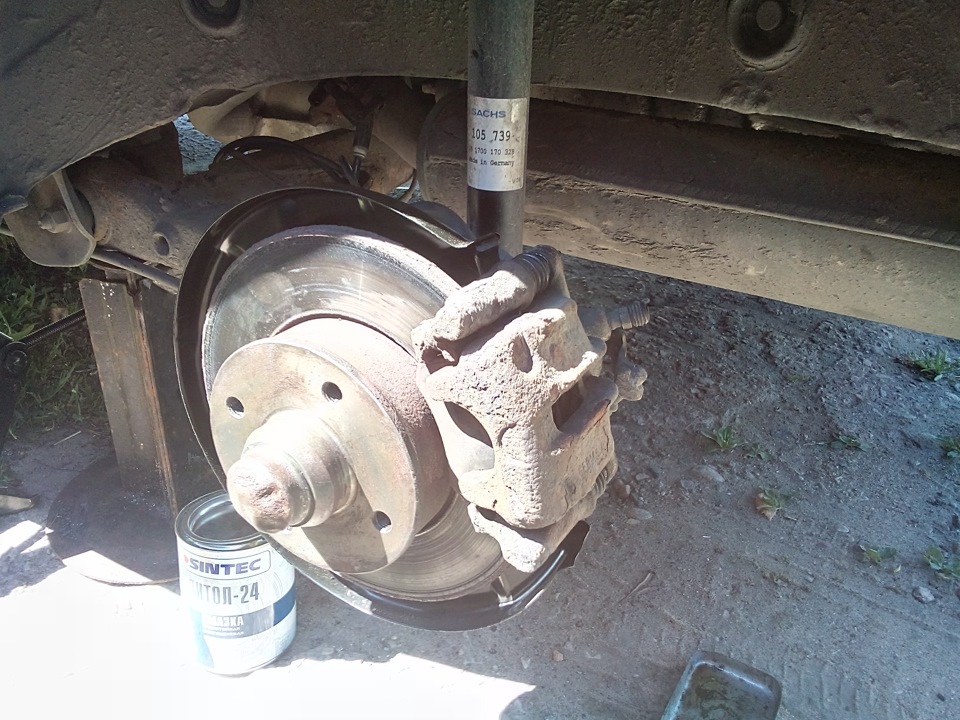 Фото в бортжурнале Volkswagen Golf Mk3. Запчасти на фото: 105739, 1199