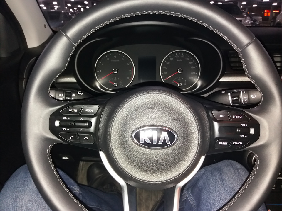 Кнопка front в автомобиле kia rio. Смотреть фото Кнопка front в автомобиле kia rio. Смотреть картинку Кнопка front в автомобиле kia rio. Картинка про Кнопка front в автомобиле kia rio. Фото Кнопка front в автомобиле kia rio