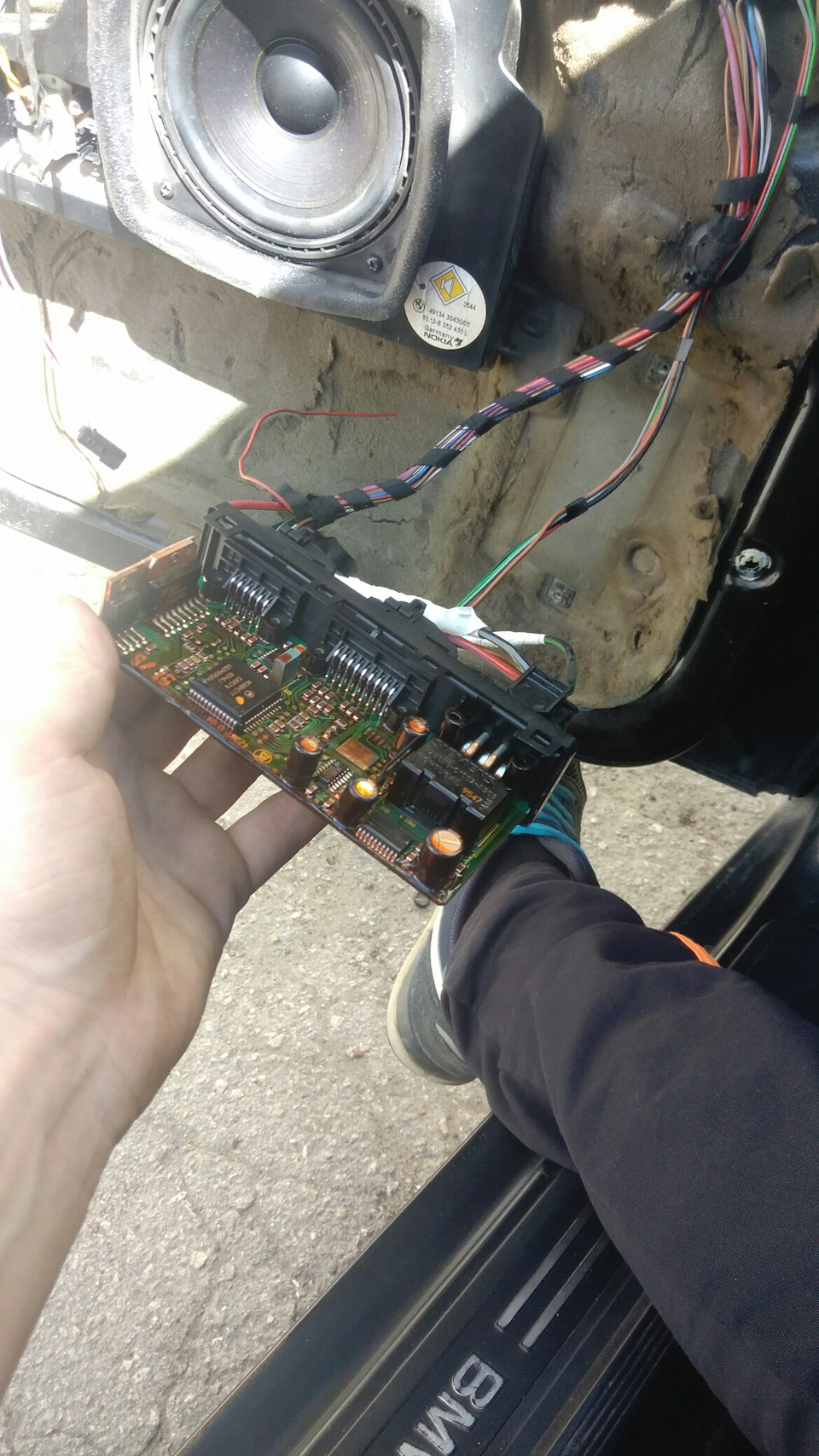 Помогите SOS !не работают подъемники и цз е 38 дорест. — DRIVE2