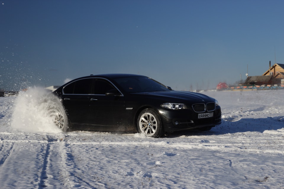 BMW f10 черный зима