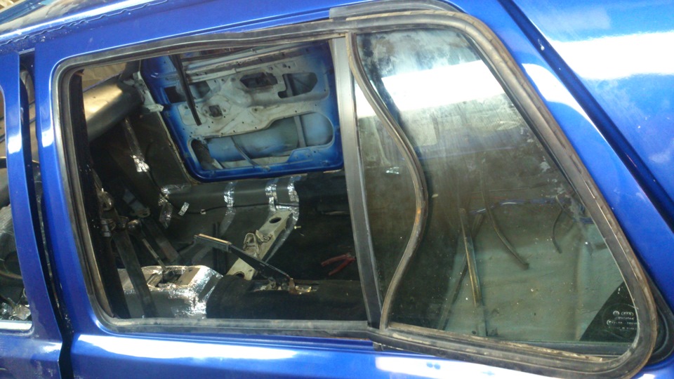 Как снять заднее стекло гольф 2 Уплотнители от Голф 3 в Гольф 2 - Volkswagen Golf Mk2, 1,6 л, 1988 года стайлинг