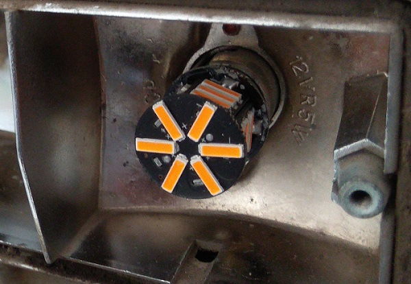 Светодиоды в передние габариты / Помыл задние фонари — Lada 2106, 1,6 л ...