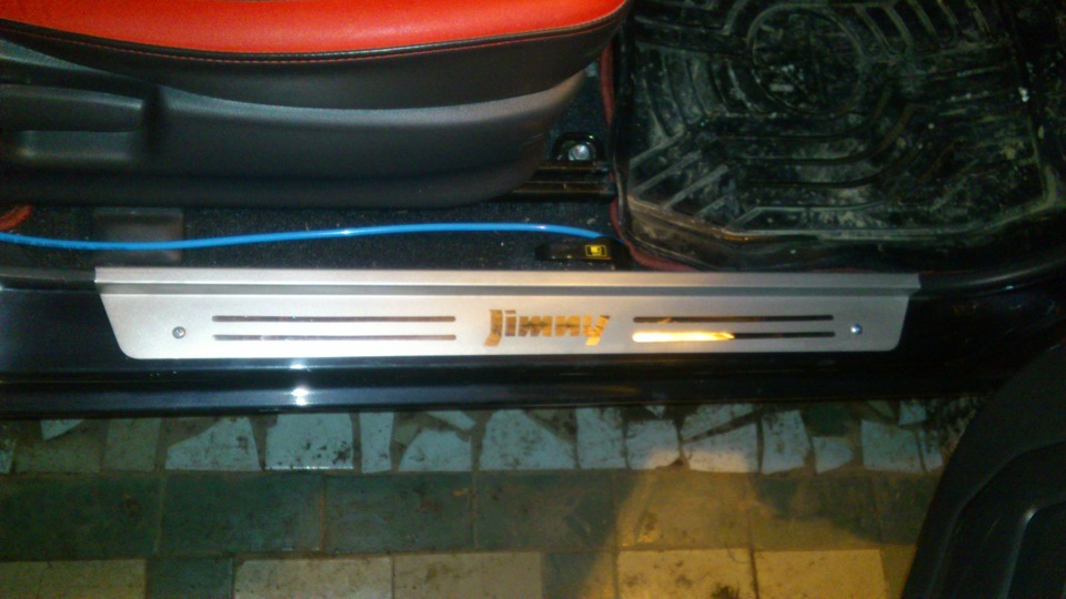Новые пороги — Suzuki Jimny (1G), 0,6 л, 2012 года | аксессуары | DRIVE2