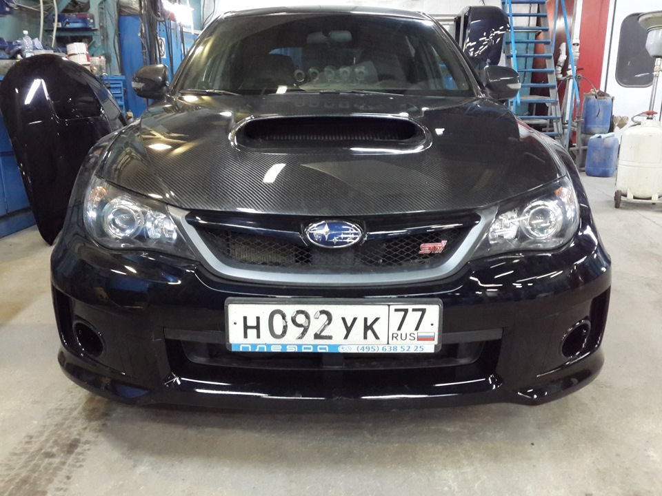 495 92. Капот STI Impreza 2008. Subaru Impreza WRX STI 2008 черная с карбоновым капотом. Subaru Impreza WRX STI GRB карбоновый капот KB 1901. Капот STI GRB.