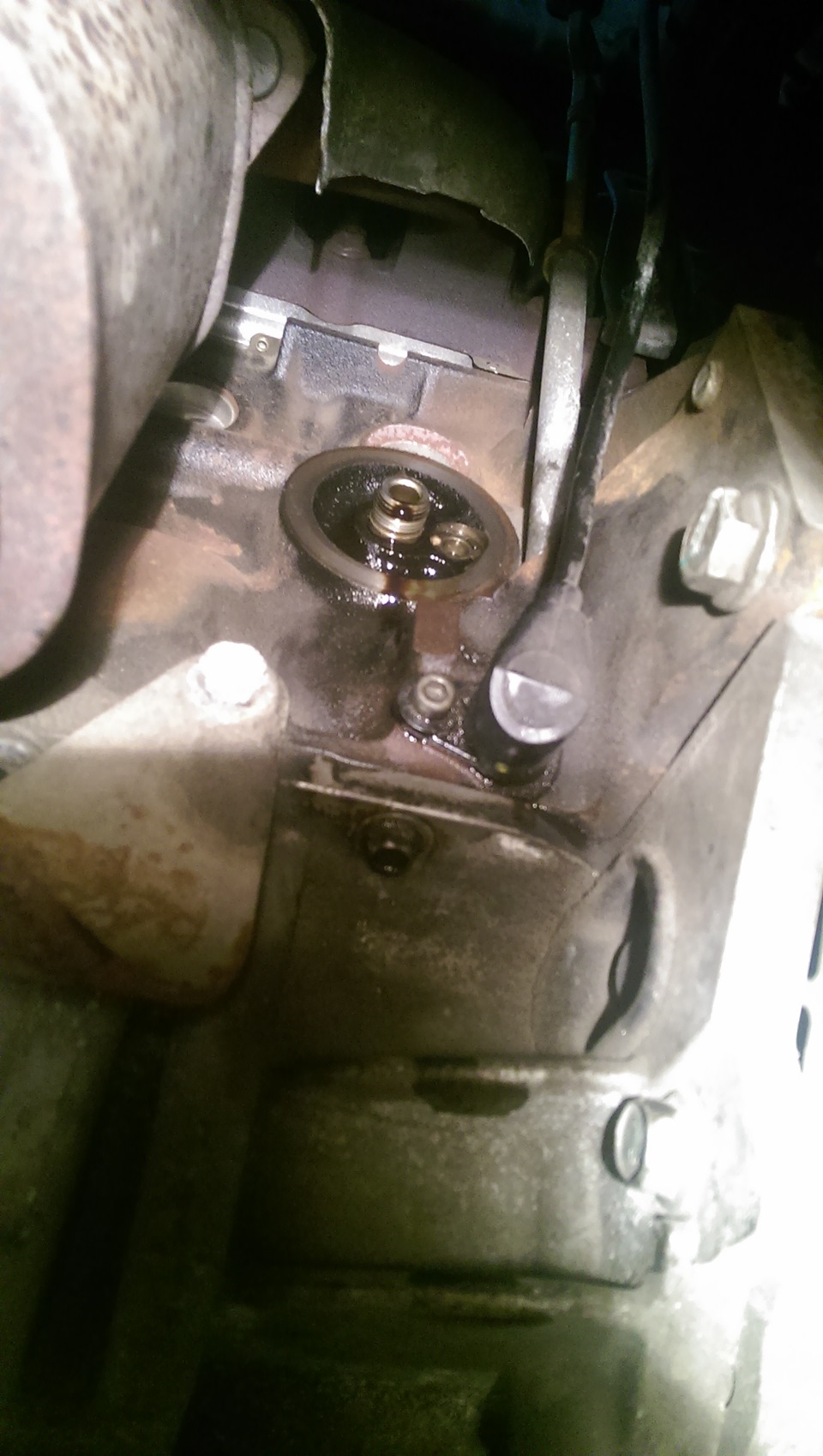 Видно черное все — что-то типа воронения — Chevrolet Cruze (1G)