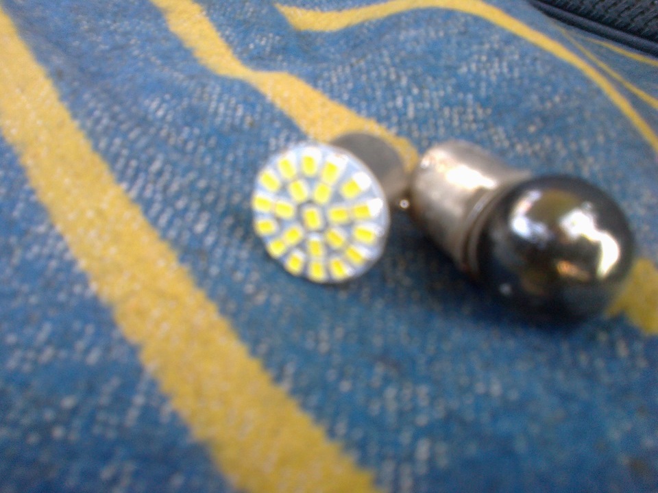 LED лампи в габариты! — ИЖ 21251, 1,5 л, 1990 года | тюнинг | DRIVE2