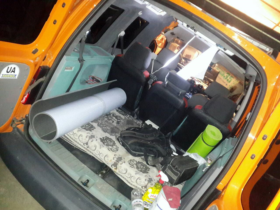 Photo from the logbook Volkswagen Caddy (3G)