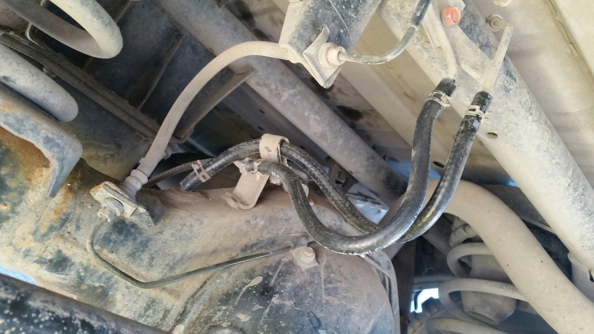 компрессор заднего моста паджеро 2