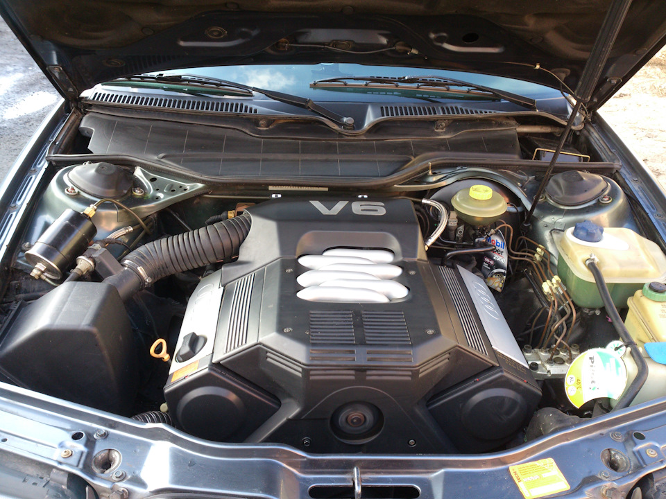 Фото в бортжурнале Audi 100 (C4)