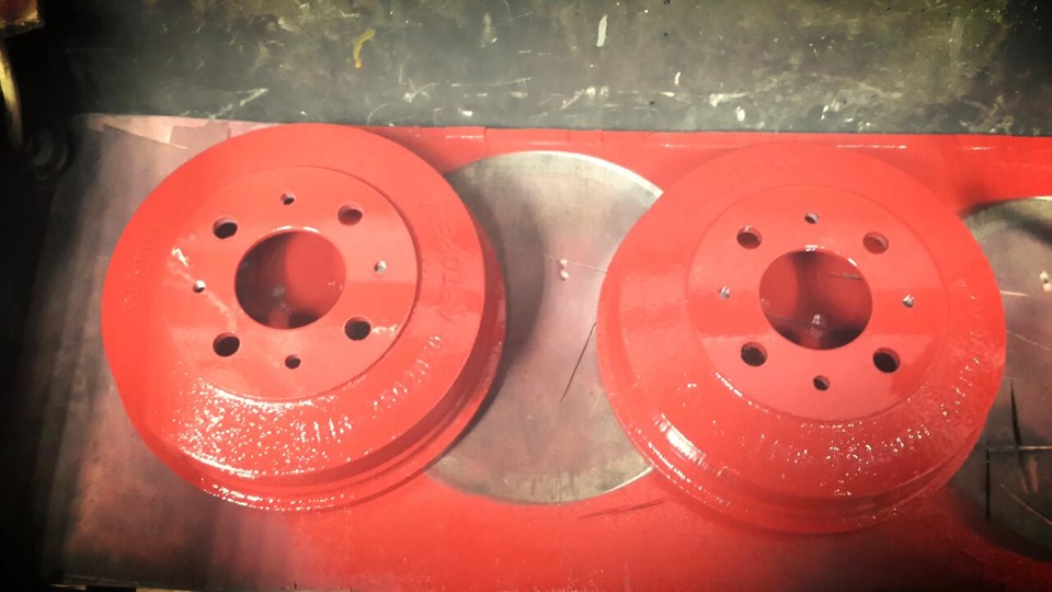 замена и покраска тормозных барабанов, задних колодок. — Lada Приора ...