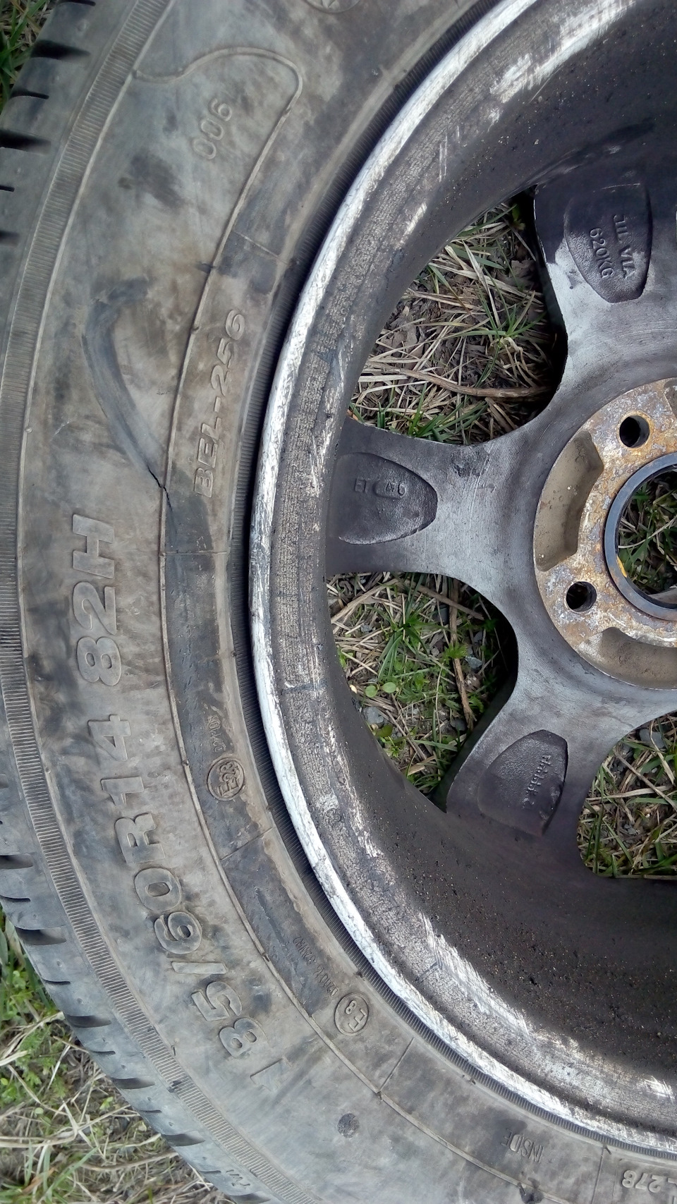 Пробил колесо на трассе. — Opel Ascona C, 2 л, 1987 года | поломка | DRIVE2