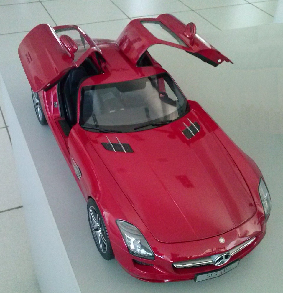 Mercedes-Benz SLS AMG 1/12 фирмы Norev. — Сообщество «Масштабные Модели» на  DRIVE2