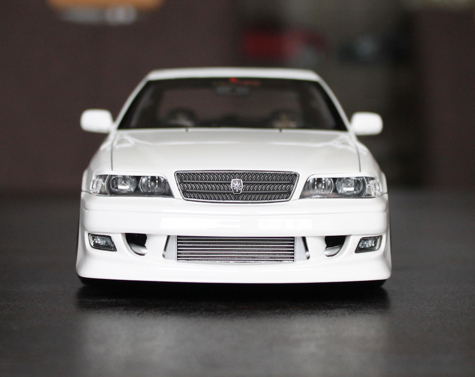 Ignition Model 1/18 Vertex Toyota Chaser JZX100 — Сообщество