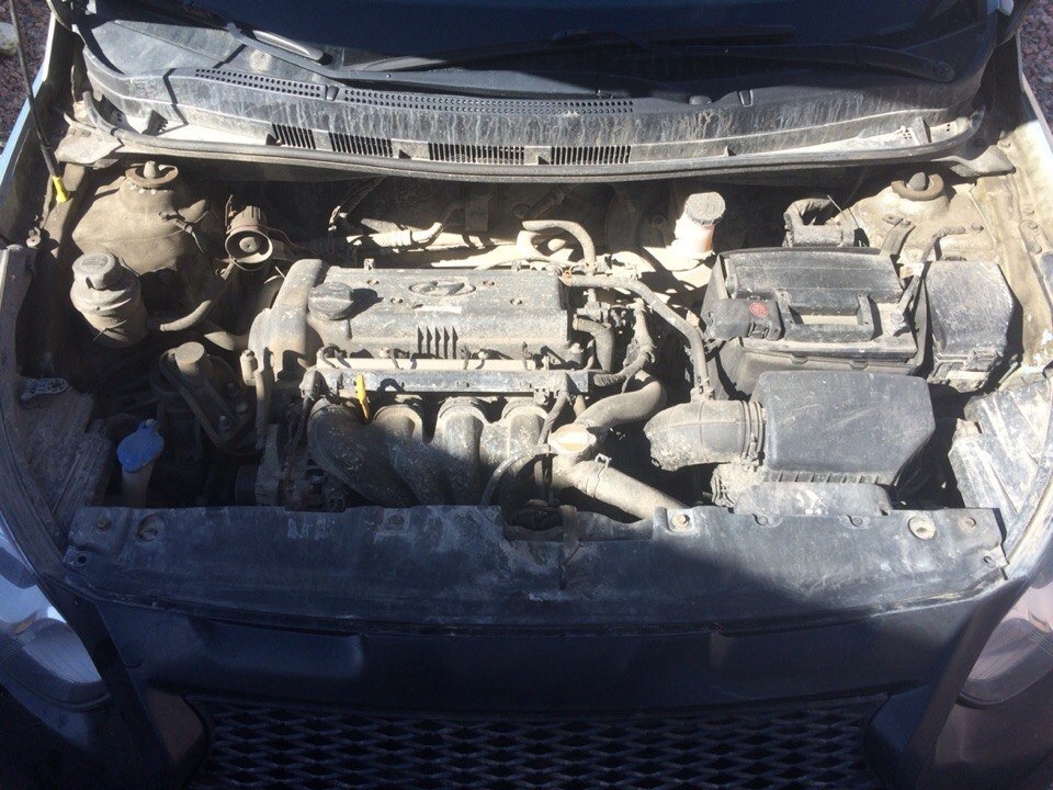 Уплотнитель капота — Hyundai Solaris (1G), 1,6 л, 2012 года | своими ...