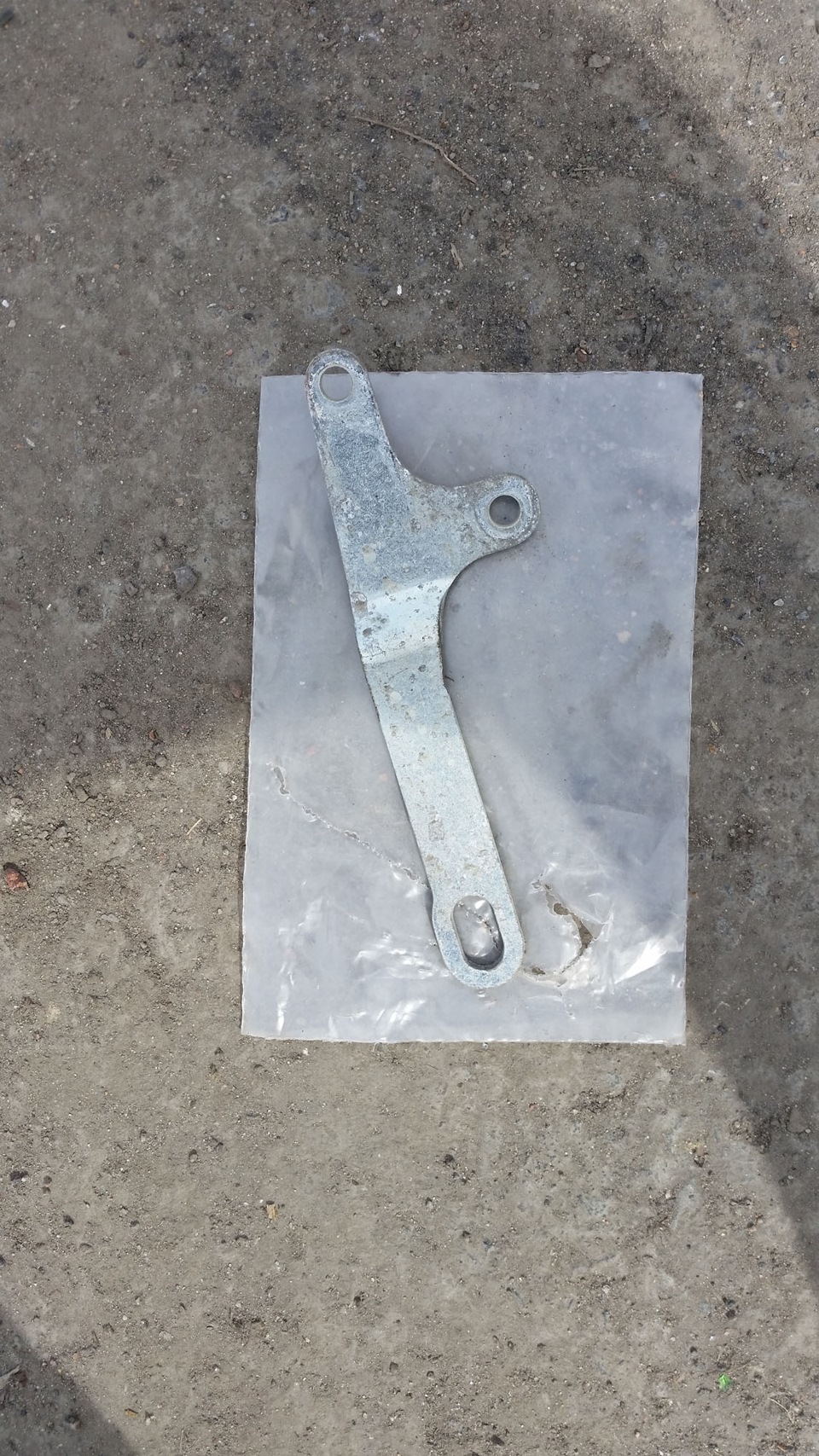 4. Растяжка передних стоек — Lada Гранта (1G), 1,6 л, 2013 года ...