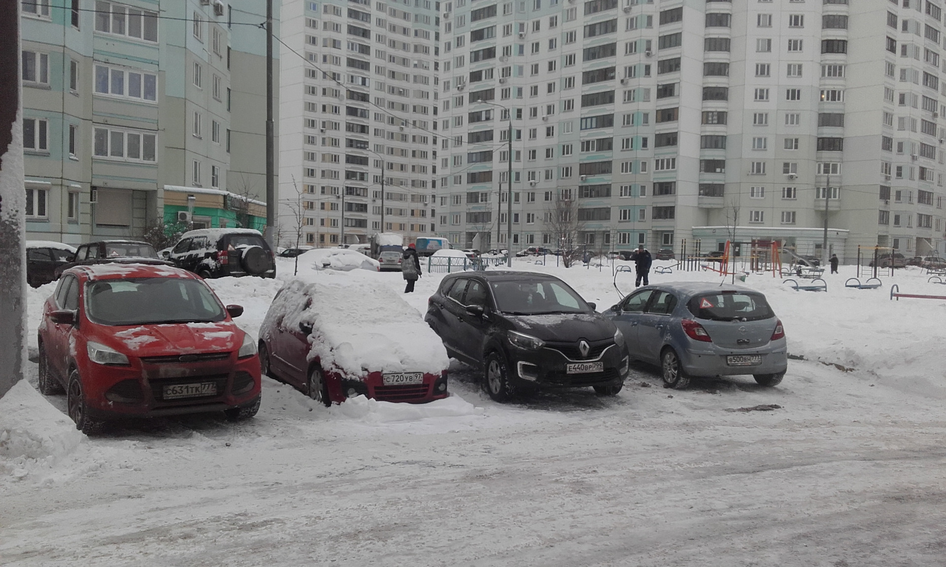 Фото автостоянки зимой