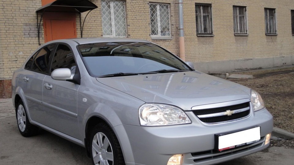 Chevrolet Lacetti серый