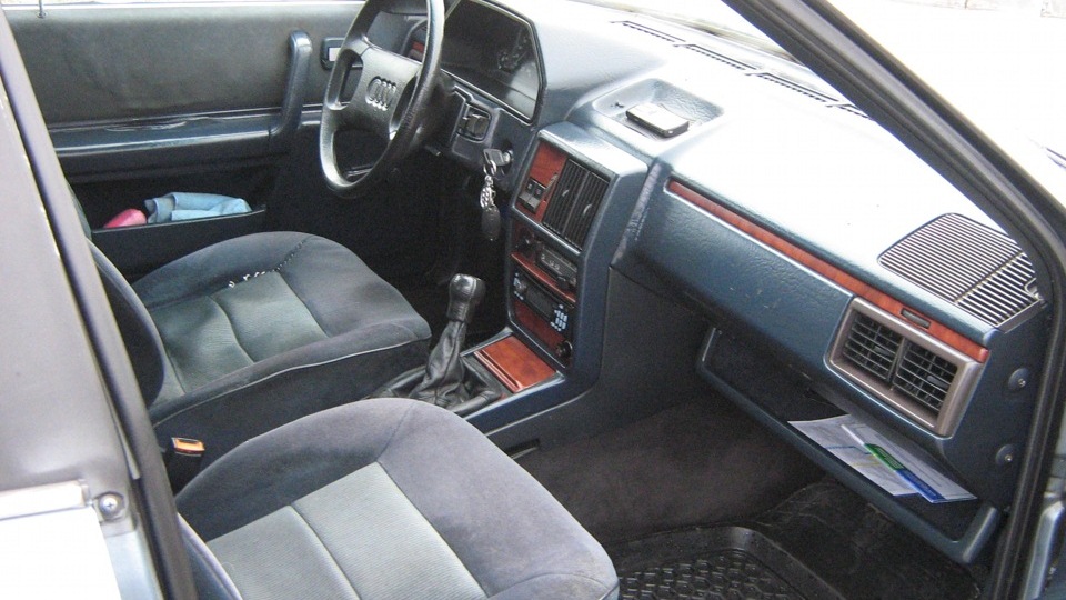 audi 100 c3 салон