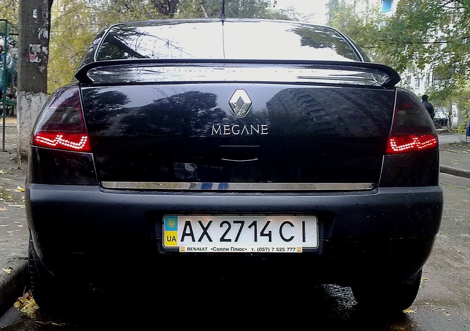 светодиоды в задние фонари — Renault Megane II, 1,6 л, 2008 года | тюнинг |  DRIVE2