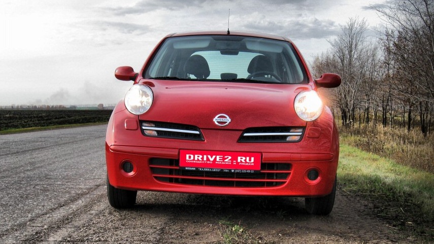 Mini Cooper Рё Nissan Micra